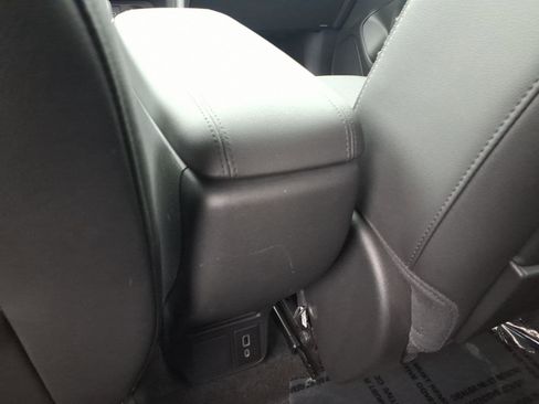 Used 2023 Buick Encore GX Preferred w/ Cold Weather Comfort Package image 6