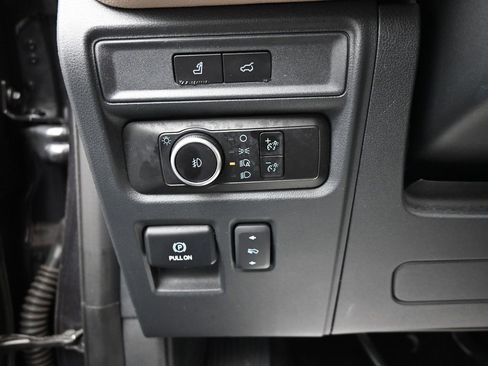 Used 2023 Ford Expedition Limited image 21