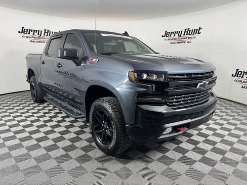 Used 2021 Chevrolet Silverado 1500 LT Trail Boss w/ Convenience Package II AWD/4WD image 5