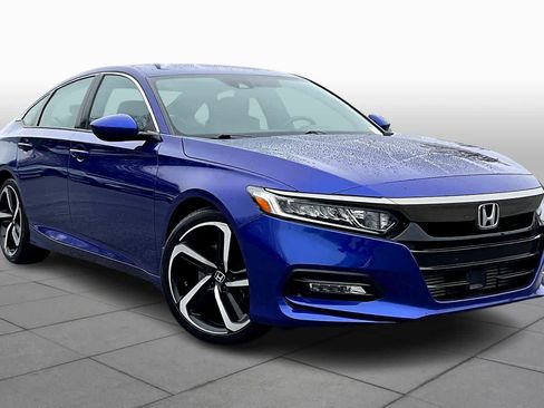 Used 2020 Honda Accord Sport image 3
