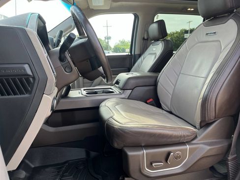 Used 2019 Ford F350 Limited AWD/4WD image 8