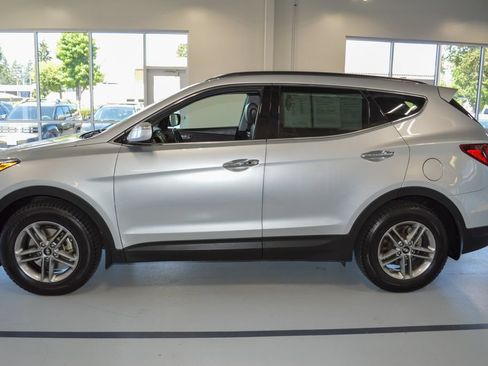 Used 2018 Hyundai Santa Fe Sport AWD/4WD image 8