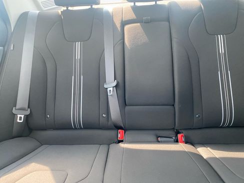 Used 2024 Hyundai Elantra SEL w/ Convenience Package FWD image 15