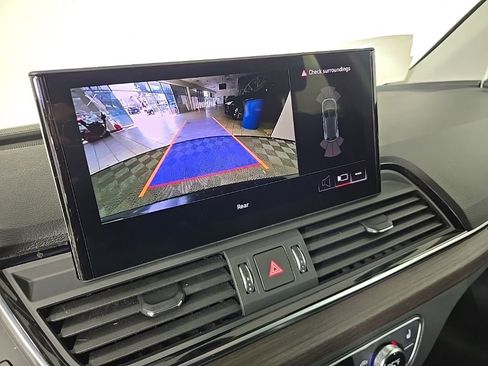 Used 2021 Audi Q5 2.0T Premium image 25