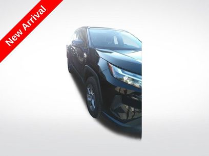 Used 2025 Toyota RAV4 XLE