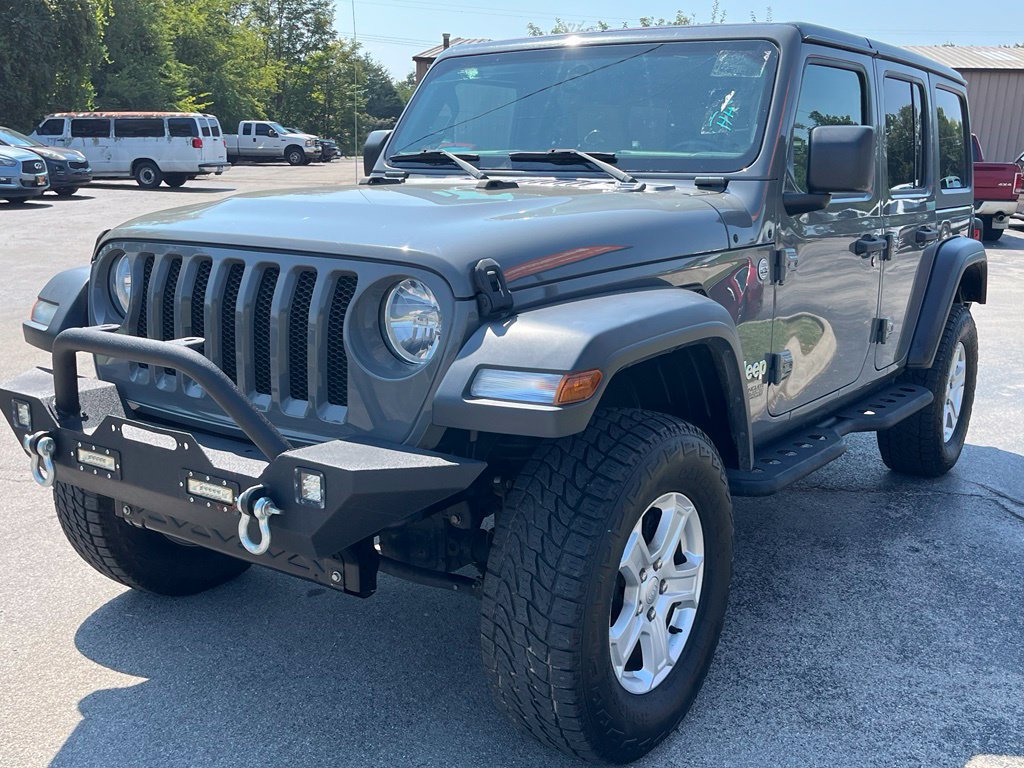 Used 2019 Jeep Wrangler Unlimited Sport S AWD/4WD image 4