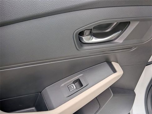 Used 2025 Honda Accord SE image 27