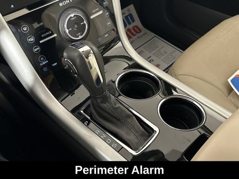 Used 2014 Ford Edge Limited w/ Driver Entry Package AWD/4WD image 17