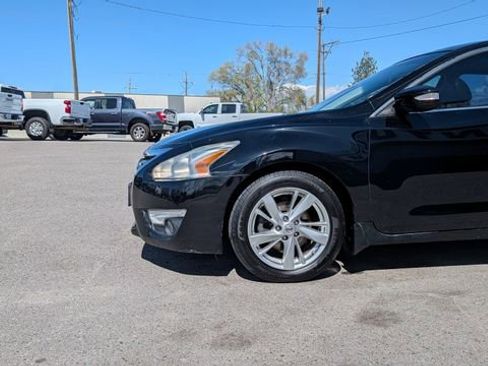 Used 2015 Nissan Altima 2.5 SL w/ Technology Package FWD image 8