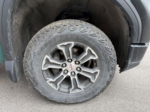 Used 2024 GMC Sierra 1500 Pro w/ Graphite Edition AWD/4WD image 14