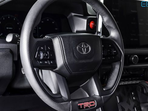 Used 2025 Toyota 4Runner TRD Pro AWD/4WD image 18