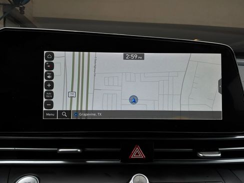 Used 2025 Hyundai Elantra SEL FWD image 32