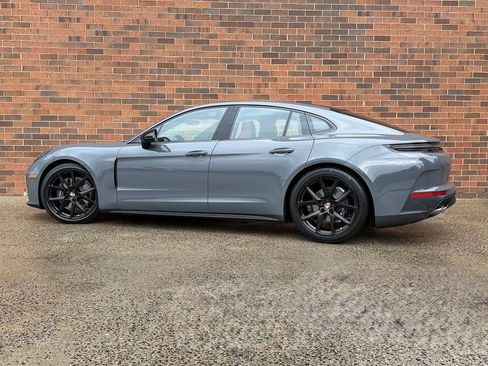 New 2026 Porsche Panamera 4 AWD/4WD image 3