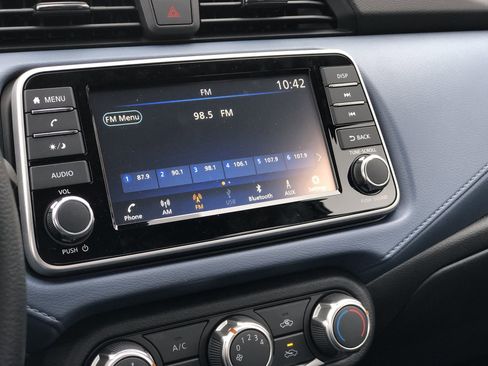 New 2025 Nissan Versa SV w/ Trunk Package image 26