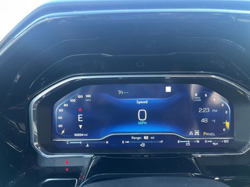 Used 2022 Chevrolet Silverado 1500 RST image 12