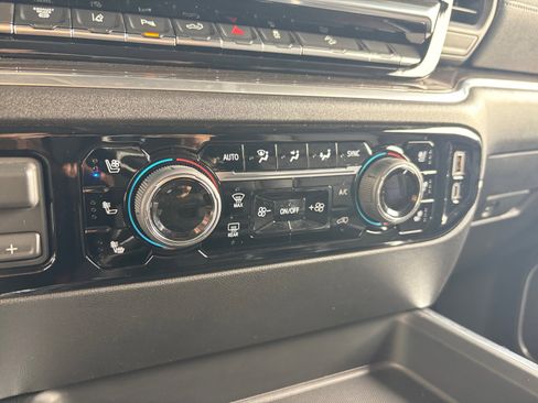 Used 2026 Chevrolet Silverado 2500 LTZ w/ Trail Boss Package image 30