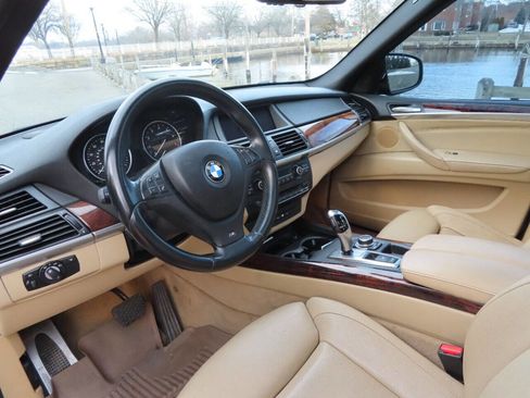 Used 2012 BMW X5 xDrive50i image 25