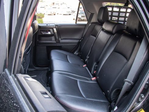 Used 2020 Toyota 4Runner TRD Off-Road Premium w/ Moonroof Package image 22