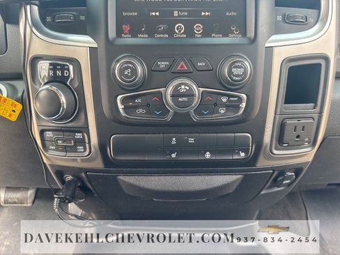 Used 2015 RAM 1500 Big Horn w/ Remote Start & Security Group image 70