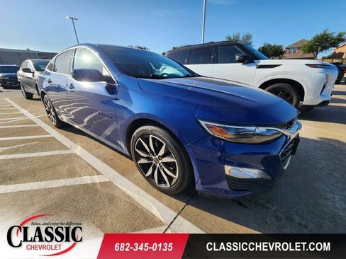 Used 2023 Chevrolet Malibu RS w/ LPO, Floor Liner Package FWD image 1