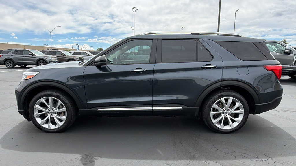Used 2022 Ford Explorer Platinum w/ Equipment Group 601A AWD/4WD image 6