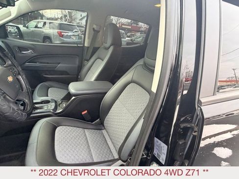 Used 2022 Chevrolet Colorado Z71 image 13