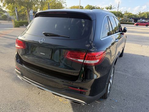 Used 2017 Mercedes-Benz GLC 300 image 8