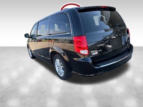 Used 2020 Dodge Grand Caravan SXT w/ Driver Convenience Group FWD image 8