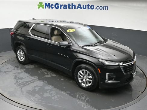 Used 2023 Chevrolet Traverse LS AWD/4WD image 3