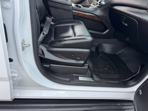 Used 2020 Chevrolet Tahoe LT image 48