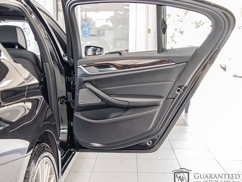 Used 2017 BMW 540i xDrive AWD/4WD image 44