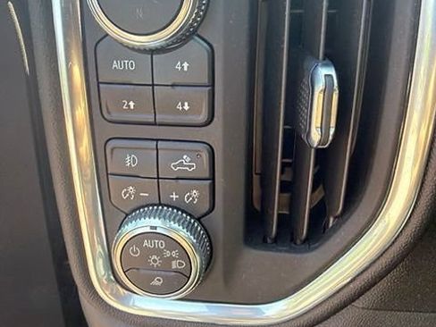 Used 2021 GMC Sierra 1500 Denali AWD/4WD image 13