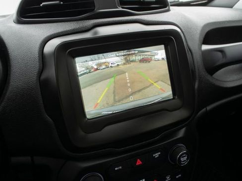 Used 2019 Jeep Renegade Trailhawk image 29