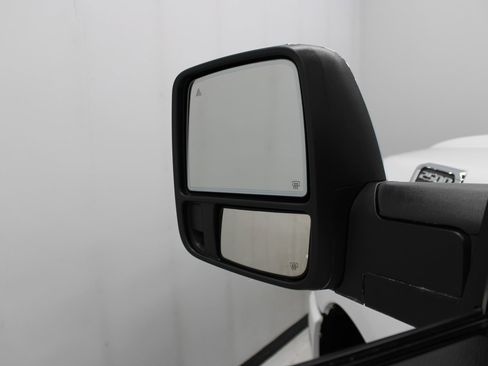 Used 2024 RAM 2500 Laramie image 12