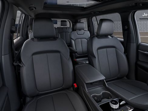 New 2026 Jeep Grand Cherokee L Limited AWD/4WD image 16