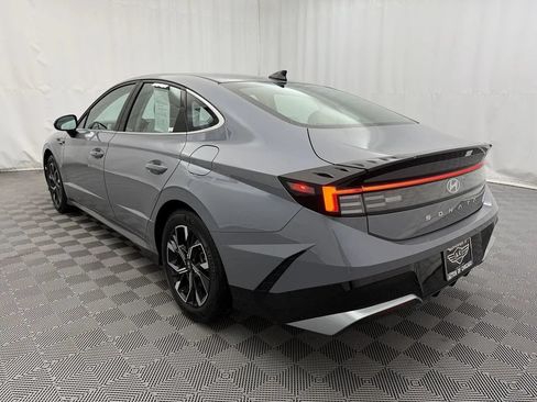 Used 2025 Hyundai Sonata SEL FWD image 6