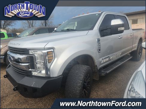 Used 2019 Ford F350 XLT w/ XLT Premium Package image 1