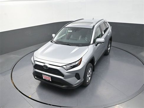 New 2025 Toyota RAV4 XLE image 21