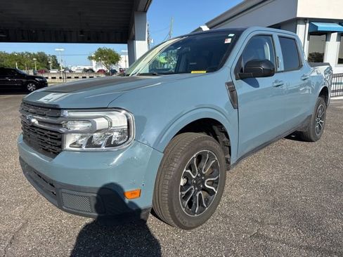 Used 2022 Ford Maverick Lariat w/ Lariat Luxury Package FWD image 2