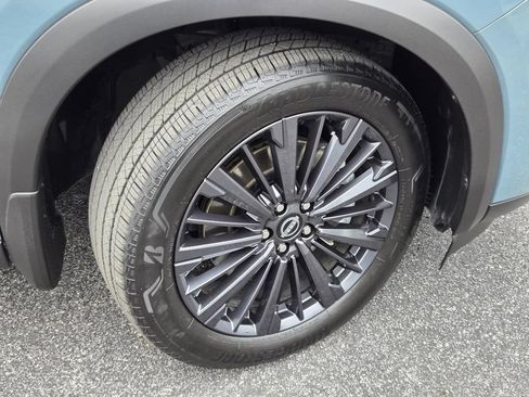 New 2026 Nissan Pathfinder SL FWD image 6