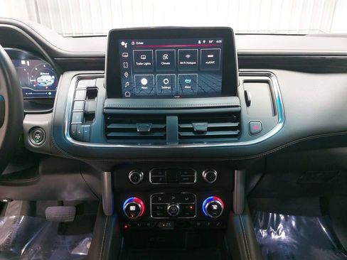 Used 2022 GMC Yukon SLT w/ SLT Luxury Package image 22