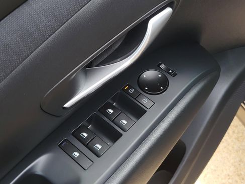 Certified 2025 Hyundai Tucson SEL image 18