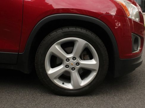 Used 2015 Chevrolet Trax LTZ FWD image 4