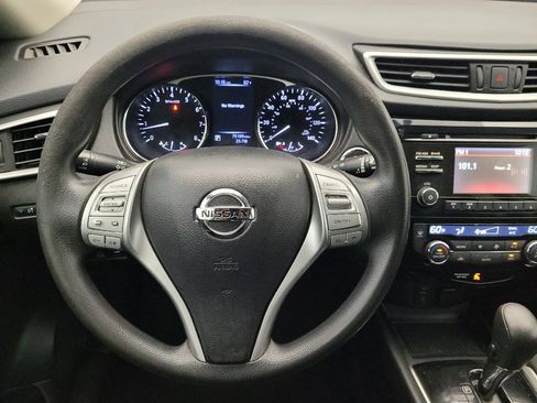 Used 2016 Nissan Rogue SV w/ SV Family Package image 22