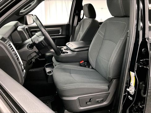 Used 2024 RAM 1500 Classic Warlock w/ Electronics Group AWD/4WD image 24