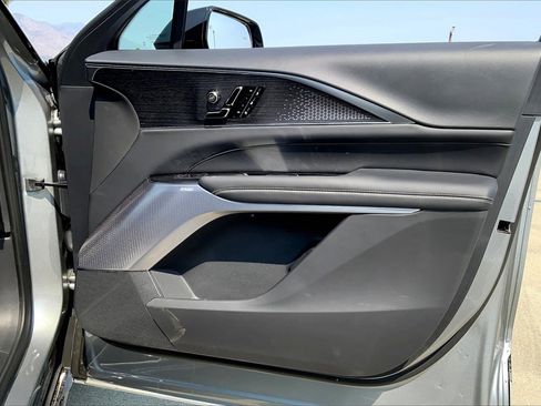 New 2026 Cadillac Lyriq V image 34