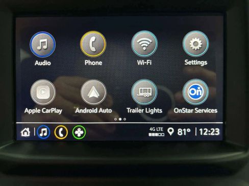 Used 2024 Chevrolet Silverado 2500 Custom w/ Custom Value Package image 18