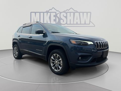 Used 2019 Jeep Cherokee Latitude Plus w/ Comfort/Convenience Group AWD/4WD image 7