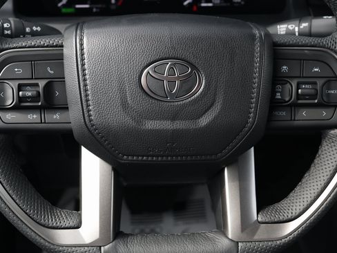 New 2025 Toyota Tacoma TRD Off-Road image 20