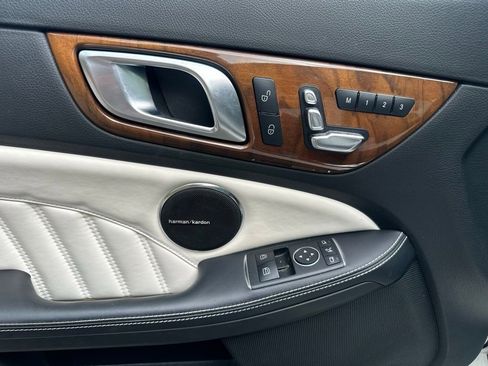 Used 2020 Mercedes-Benz SLC 300 image 39